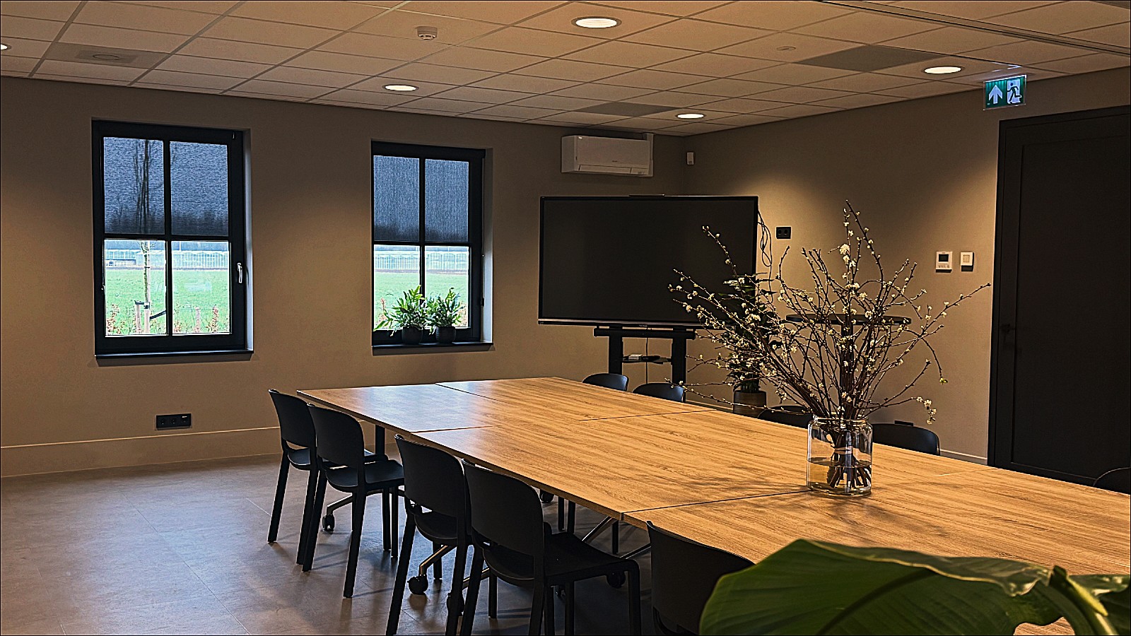 78DCD83A-33AF-4AC8-81CC-D4B0A38451755